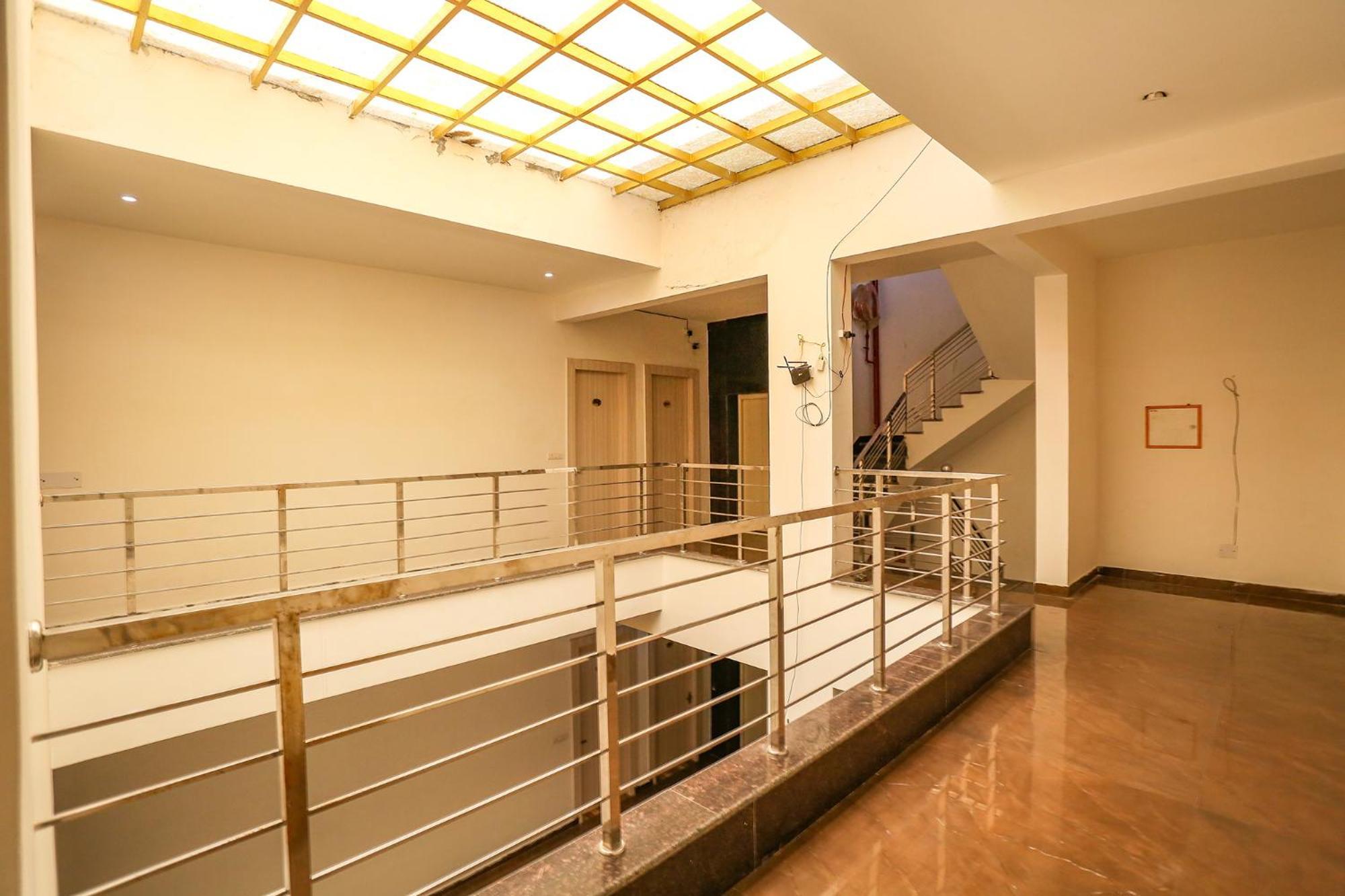 Fabhotel Skylight Inn Near Medanta Hospital Gurgaon Exterior photo
